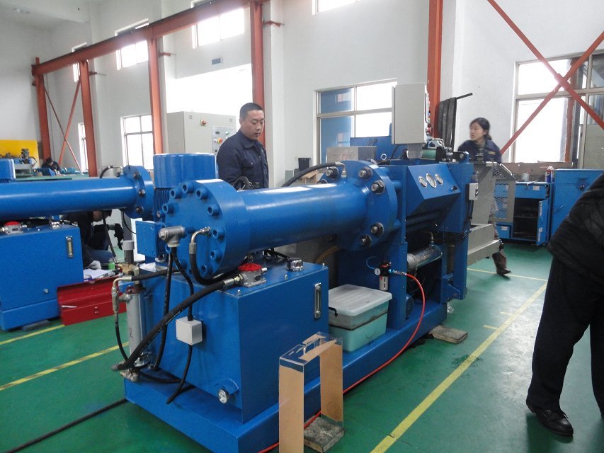 上海润台自动化设备上海润台橡胶预成型机200