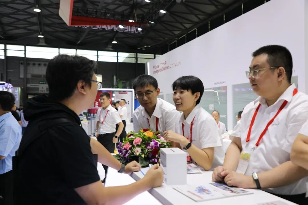 软控股份携最新智能橡机产品及解决方案相第二十三届中国国际橡胶技术展览会 软控股份携最新智能橡机产品及解决方案相第二十三届中国国际橡胶技术展览会